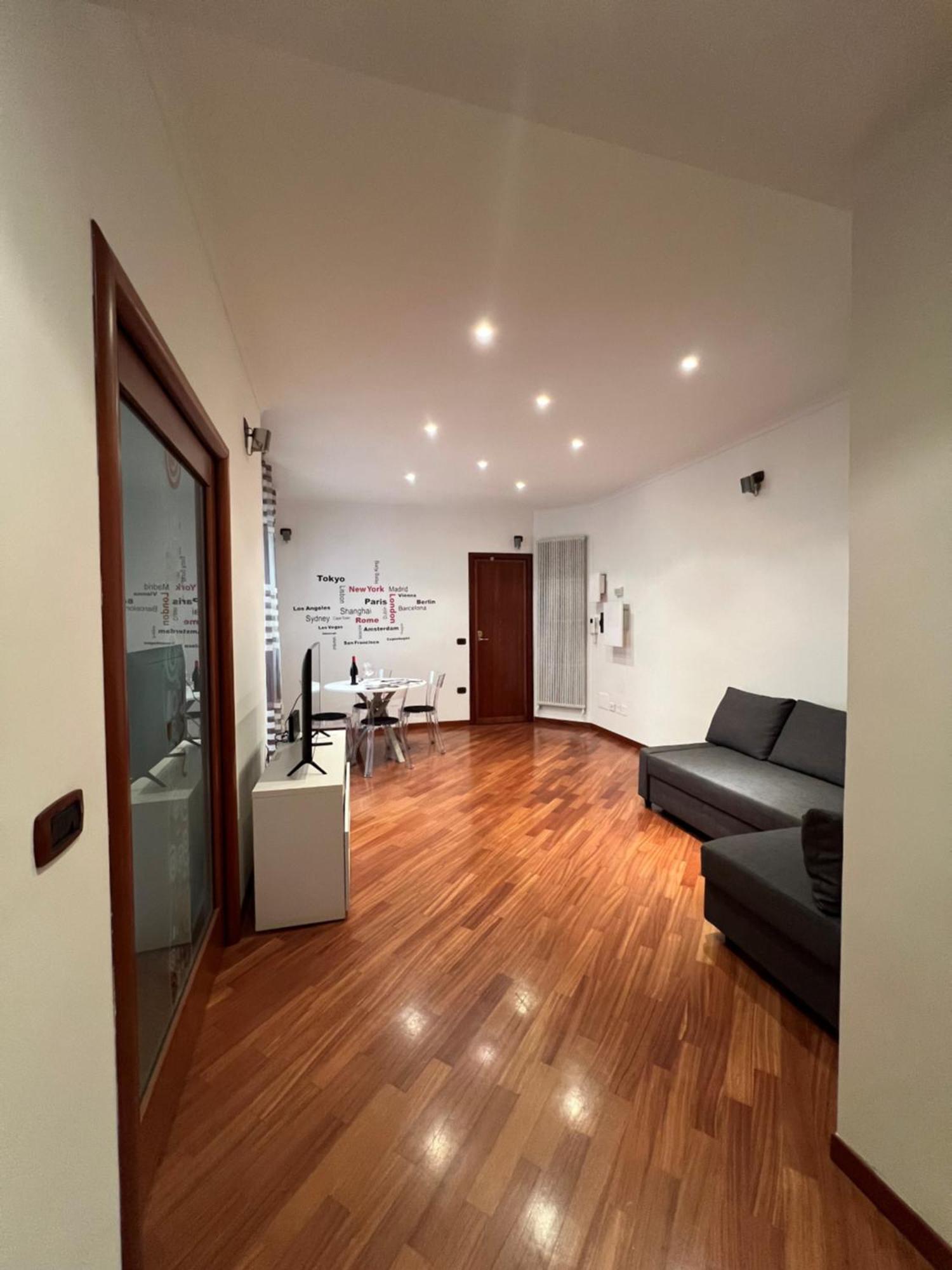 Revis 84 Apartment เนเปิลส์ ภายนอก รูปภาพ
